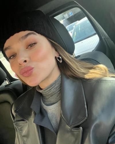 Hailee Steinfeld Exudes Confidence In Stylish Black Attire Selfies