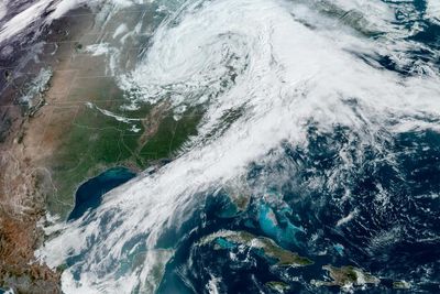 Millions brace for extreme US weather as thunderstorms sweep across states