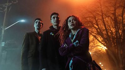 Netflix's The Sandman spooky spin-off show Dead Boy Detectives gets thrilling first trailer