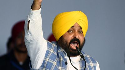 AAP, Akali Dal hit the ground in Punjab as electioneering heats up