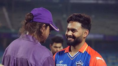 Watch: Shah Rukh Khan stands up to applaud Rishabh Pant's no-look shot, later hugs Delhi Capitals' captain