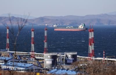 US Sanctions Impede Russian Refinery Repairs Amid Ukraine Crisis