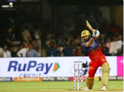 "Have to remind him to act his age....": RCB's Maxwell makes funny remark on Virat Kohli