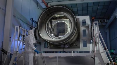 World's biggest camera now ready to shoot 3,200-megapixel photos of outer space