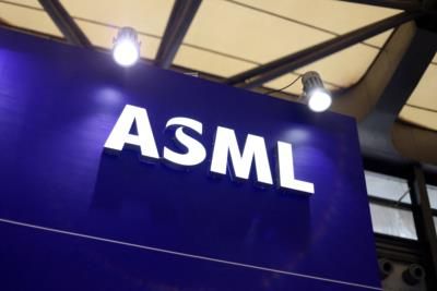 US Urges Netherlands To Limit ASML's China Tool Servicing