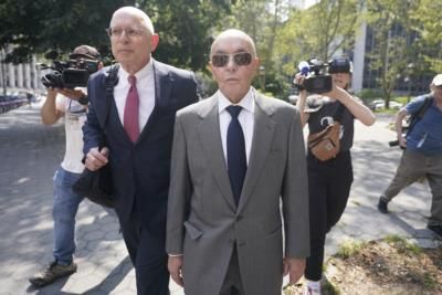 Billionaire Joe Lewis Faces Leniency In Insider Trading Case