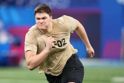 Joe Alt, likely the No. 1 offensive tackle in class, visited Jets this week