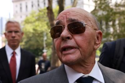 Billionaire Joe Lewis Faces US Sentencing For Insider Trading