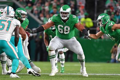 Eagles agree to a 3-year, $66 million contract extension with Jordan Mailata