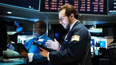 Stock Market Today: Stocks rebound on 'Goldilocks' jobs data: Earthquake hits New York