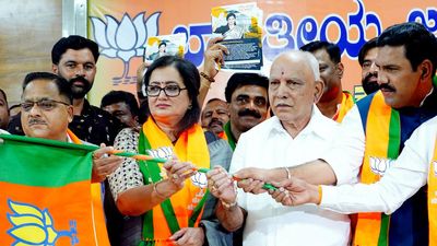 Mandya MP Sumalatha Ambareesh joins BJP in Karnataka