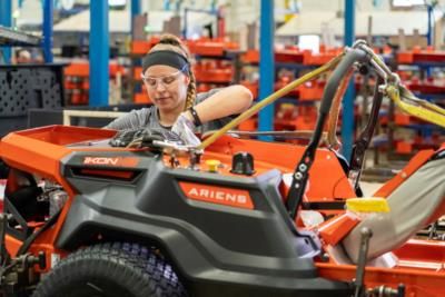 US Employers Add 303,000 Jobs In March