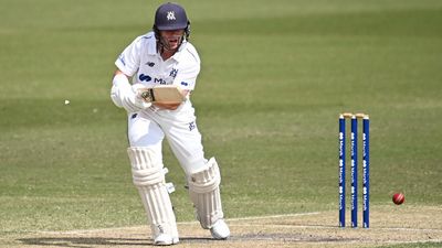 Rain can't stop Harris opening English season with a 50