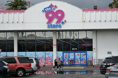 99 Cents stores to close down all 371 locations