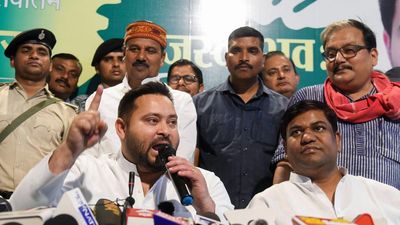 Mukesh Sahani-led Vikassheel Insaan Party ties up with RJD, set to fight in 3 seats