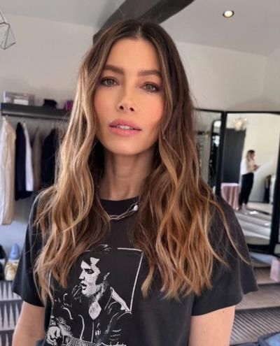 Captivating Style: Jessica Biel's Effortless Elegance And Beauty
