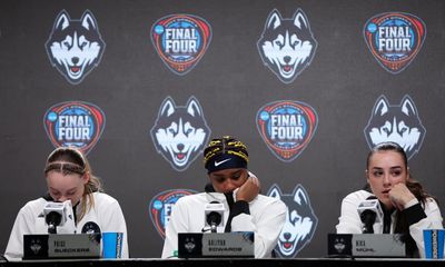 ‘I ain’t rolling with that call’: sports world reacts to controversial Iowa-UConn finish