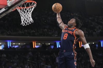 Knicks' OG Anunoby Returns To Starting Lineup After Injury Absence