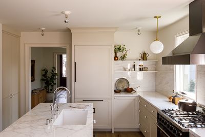 These Are the 7 Things You Can do to Make Your Kitchen More Comfortable, Say Designers