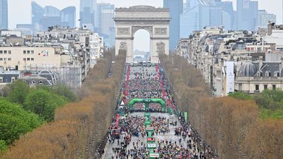 Use The Paris Marathon Tracker App To Follow Runners