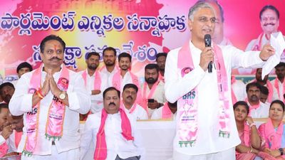 Some leaders quitting BRS for power, posts: Harish Rao