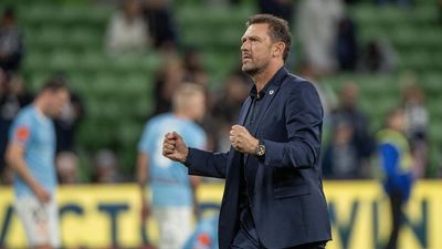 Popovic won't let his future distract from Victory push