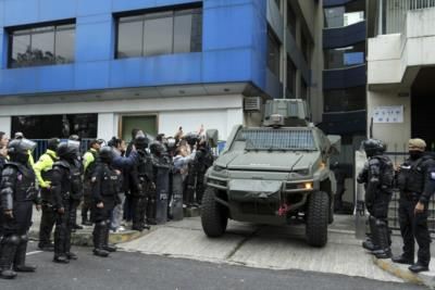 Ecuador Arrests Former Vice President In Embassy Raid