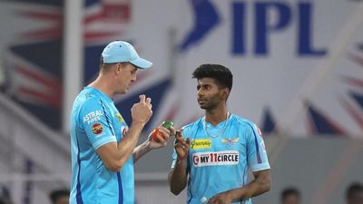 Morne Morkel warm to idea of blooding Mayank in T20 cricket