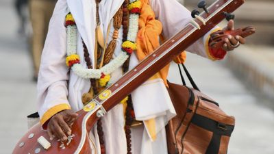 Sitars, tanpuras made in Maharashtra’s Miraj town get GI tags