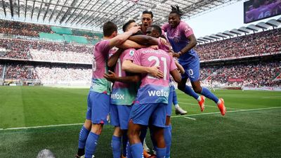 AC Milan cruise to win over Lecce, AS Roma beat Lazio in derby