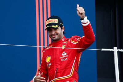 Sainz thought Japan F1 podium was "not possible" until "mega" final stint