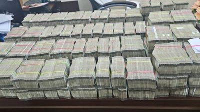Tambaram GRP seizes ₹3.99 crore from 3 persons; officer claims tip-off received that cash was ‘meant for BJP’s Nellai candidate’