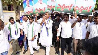 Will not remain silent if scamsters try to loot Vijayawada, says YSRCP Lok Sabha candidate Kesineni Nani