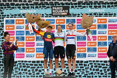 Pfeiffer Georgi credits setup on her Scott Foil RC for Paris-Roubaix Femmes podium ride