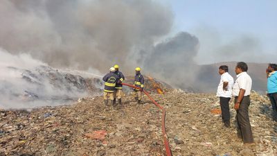 Fire rages at landfill in Vaniyambadi