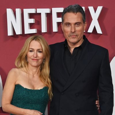 Gillian Anderson Reveals How Rufus Sewell Transformed Into Prince Andrew For 'Scoop'