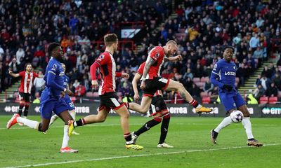 McBurnie strikes late to deny Chelsea and earn point for Sheffield United