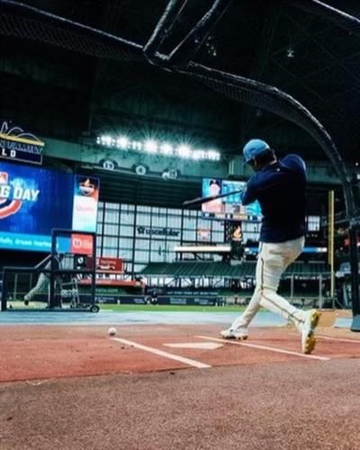 Christian Yelich: A Glimpse Into Dedication And Passion