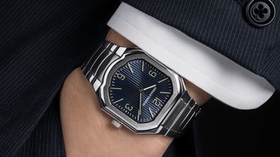 The first ever Gerald Charles watch with an integrated bracelet is here
