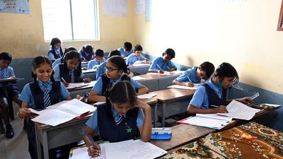 SC stays board exams for Classes 5,8,9 and 11 in Karnataka; orders results to be kept in abeyance