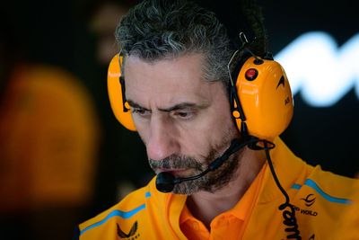 Stella defends McLaren F1 team strategy in “complex” Japanese GP