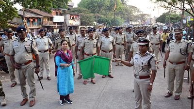Route march in Hubballi to boost morale of voters