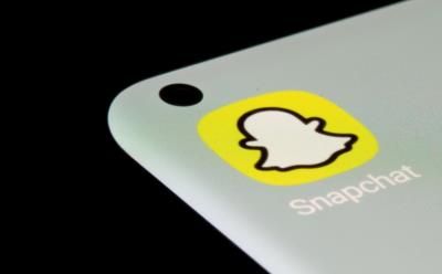 Snapchat Backpedals On Solar System Feature Amid Teen Anxiety Concerns