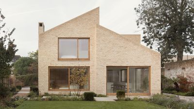Timber-framed Wimbledon house is a minimalist, low-energy affair
