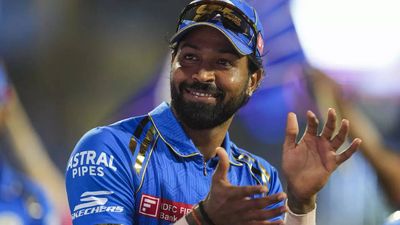 WATCH: Hardik Pandya in spiritual avatar, sings 'Hare Krishna, Hare Rama'; Ishan Kishan says 'missed it'