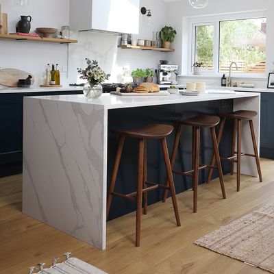 Breakfast bar ideas to make your kitchen as flexible as you need it to be