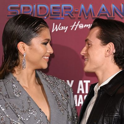 Zendaya Praises Boyfriend Tom Holland for Handling Fame at a Young Age “Beautifully”