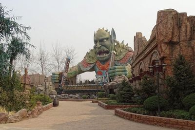 Person Online Shares 20 Pictures From Beijing’s Hilariously Bad Disney Park Ripoff