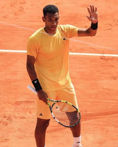 Felix Auger-Aliassime Triumphs On Clay: Dynamic Snapshots Of Victory