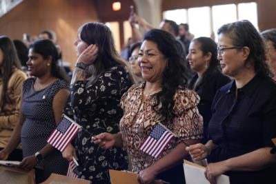US Foreign-Born Population Grows Older And More Educated